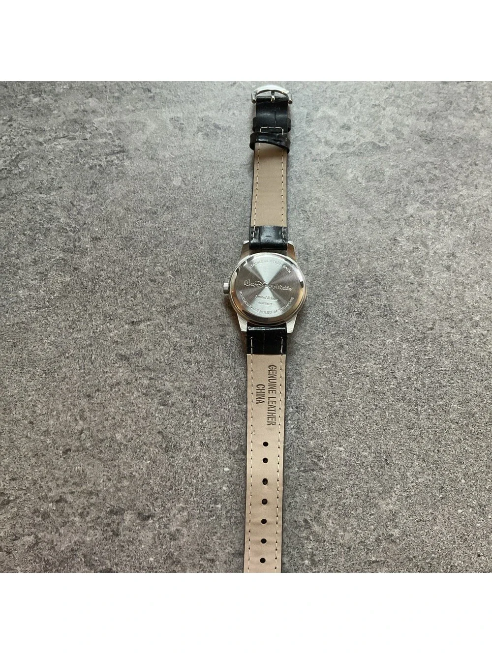 Walt Disney Vintage Mickey Mouse Limited Release Watch Wristwatch Leather Band P